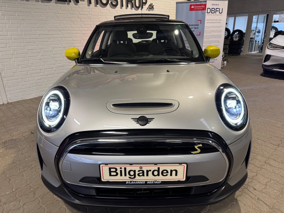 MINI Cooper SE Maximise 3d