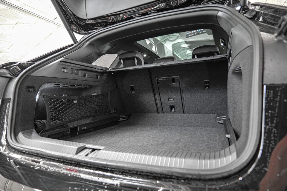 VW ID.7 77 Pro Tourer 5d