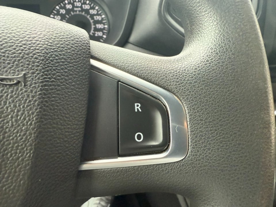 Renault Master IV T33 2,3 dCi 150 L2H2 Kassevogn