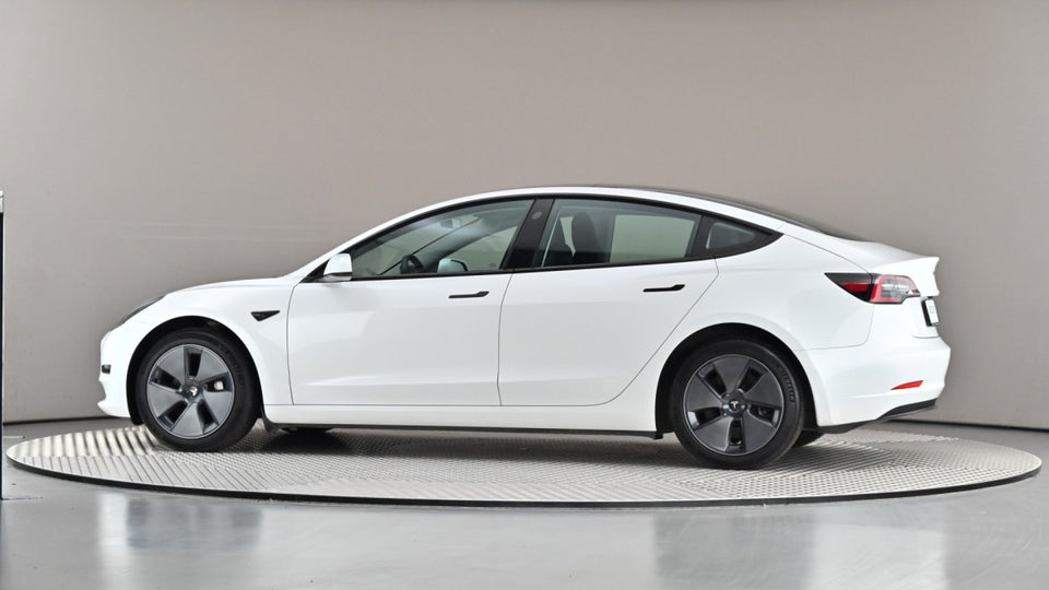 Tesla Model 3 RWD 4d