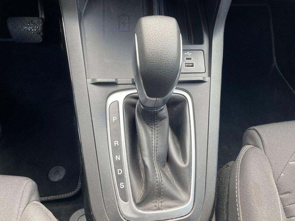 Ford Puma 1,0 EcoBoost mHEV Titanium DCT 5d