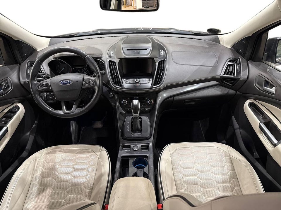 Ford Kuga 1,5 SCTi 182 Vignale aut. AWD 5d