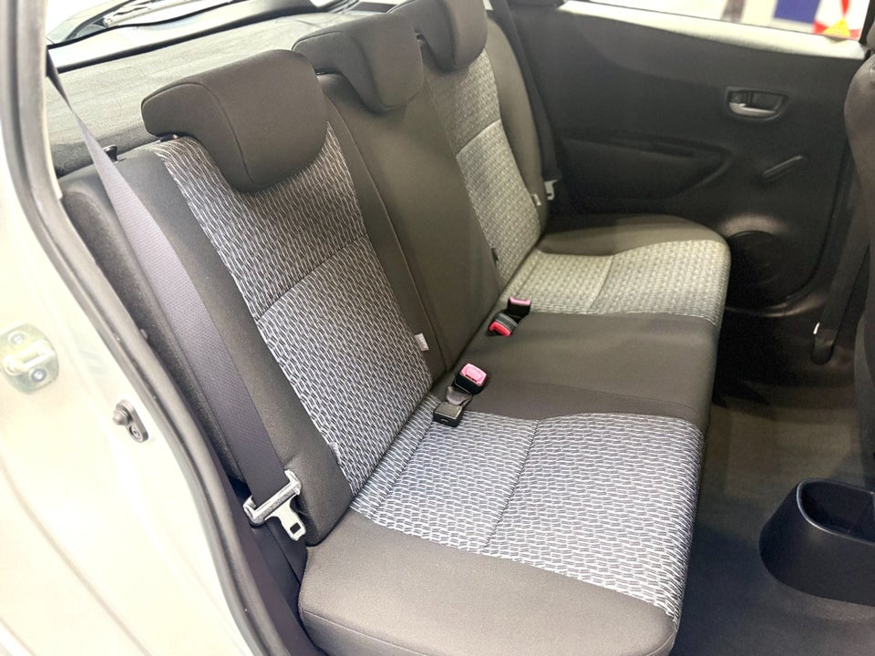 Toyota Yaris 1,0 VVT-i T2 5d