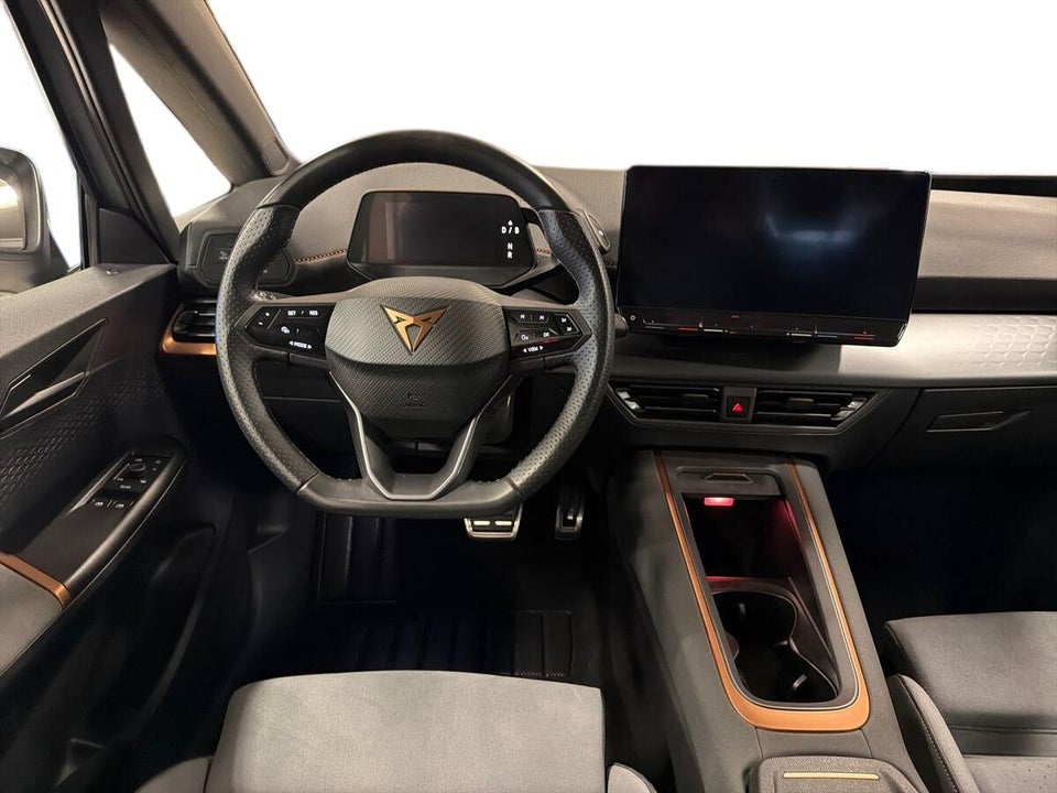 Cupra Born 58  5d