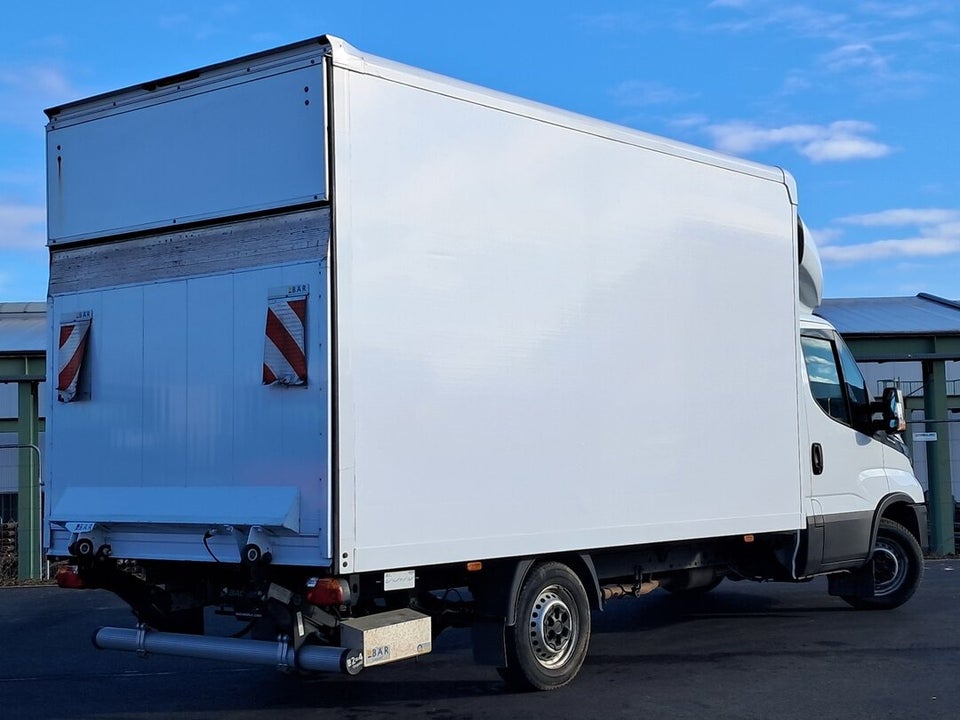Iveco Daily 2,3 35S16 4100mm Box m/lift AG8