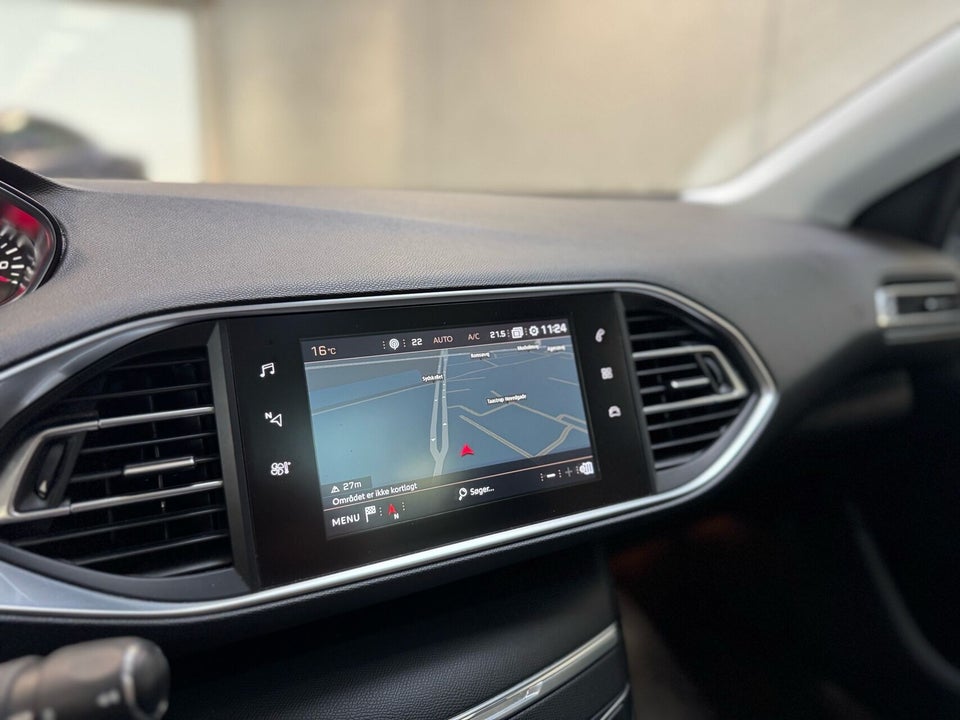 Peugeot 308 1,6 BlueHDi 120 Allure+ SW 5d