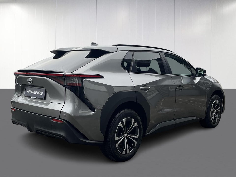 Toyota bZ4X Active 5d