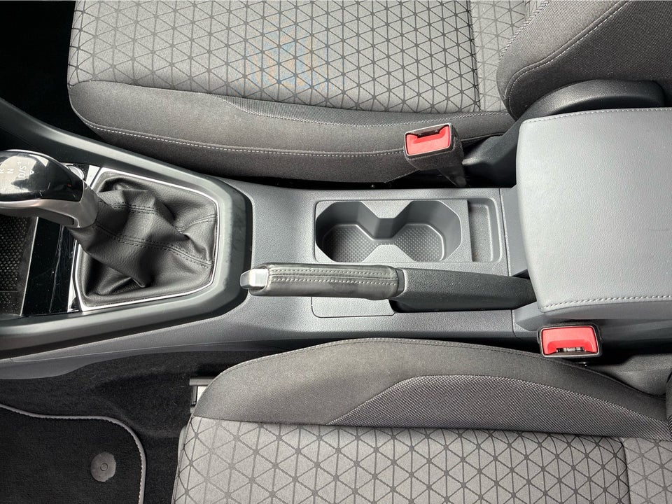 VW T-Cross 1,0 TSi 110 Life Team DSG 5d