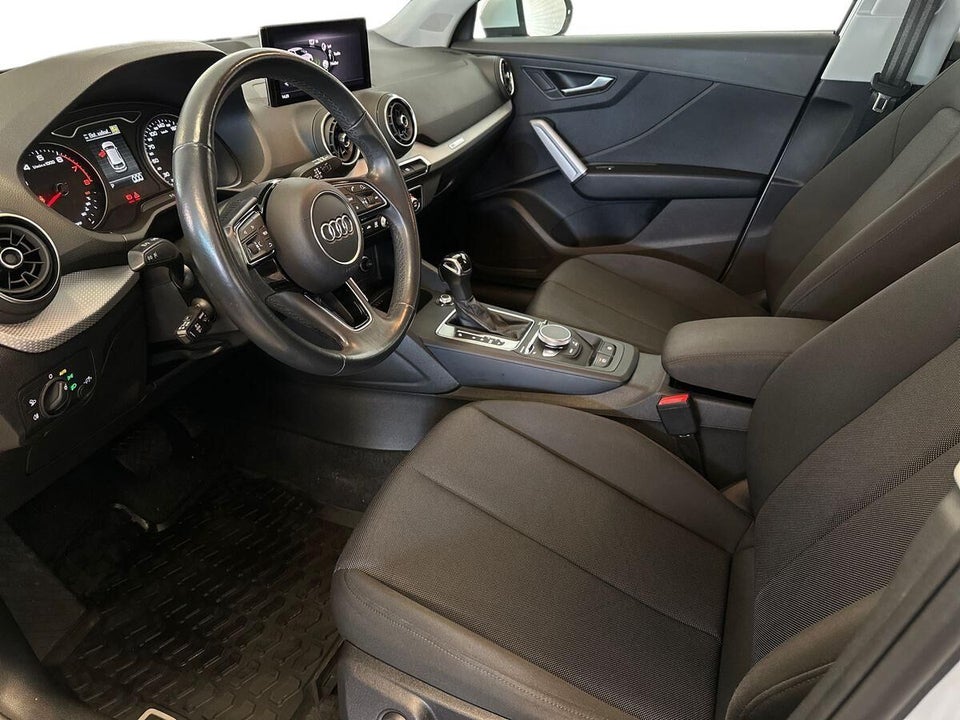 Audi Q2 35 TFSi Prestige S-tr. 5d