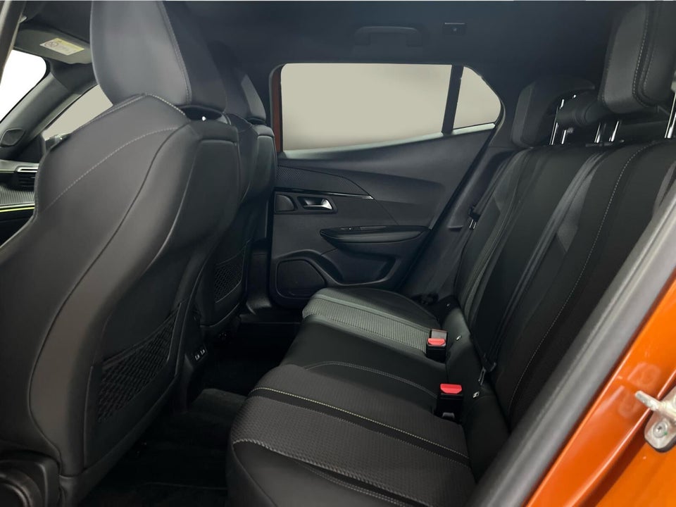 Peugeot 2008 1,2 PureTech 130 GT EAT8 5d