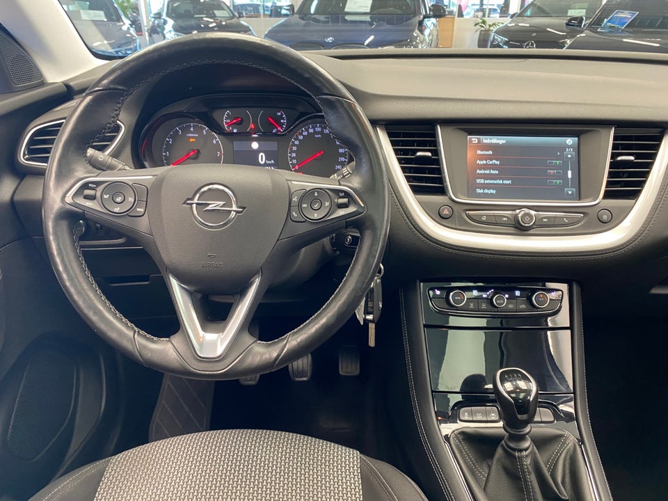 Opel Grandland X 1,2 T 130 Impress 5d