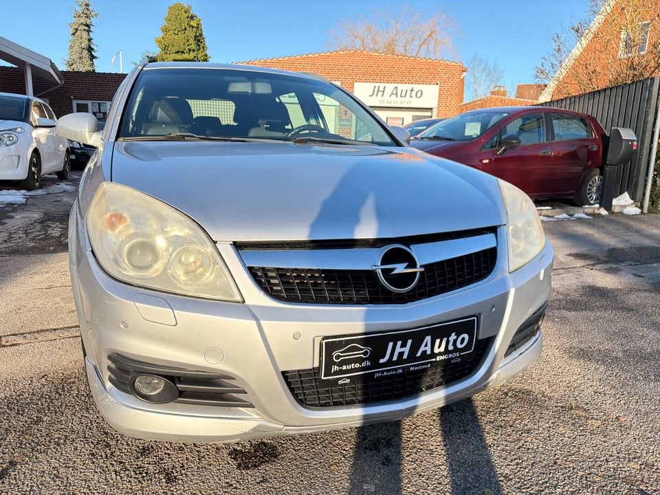 Opel Vectra 2,0 Turbo Sport stc. 5d