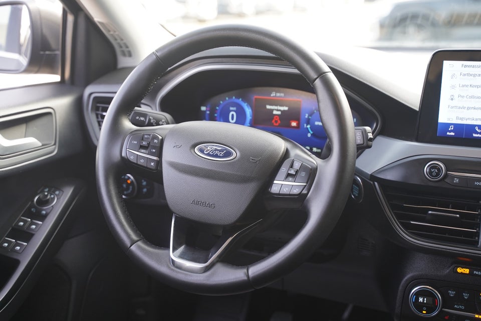 Ford Focus 1,0 EcoBoost mHEV Titanium X stc. 5d