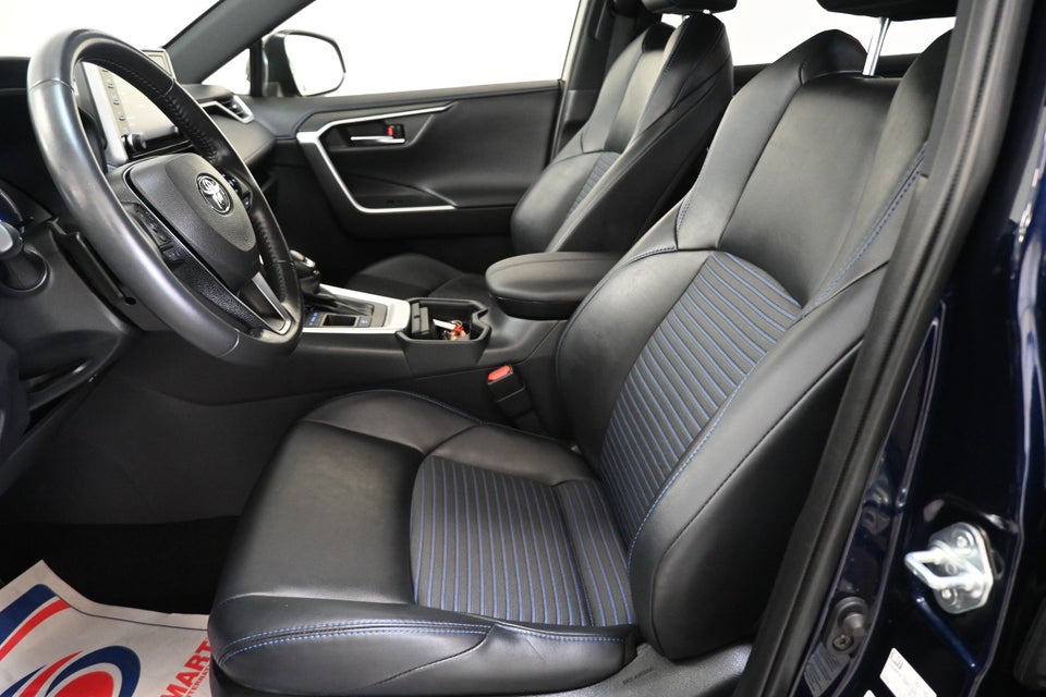 Toyota RAV4 2,5 Hybrid H3 Style MDS 5d