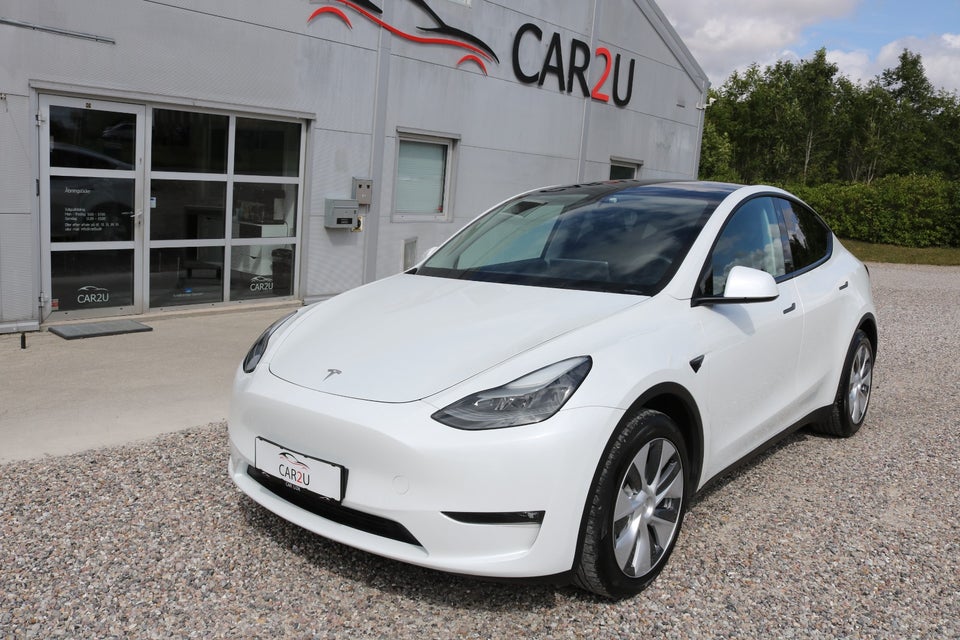 Tesla Model Y Long Range AWD 5d