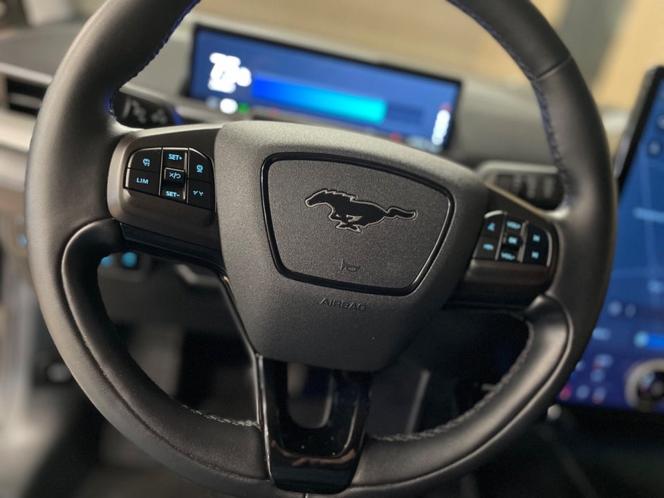 Ford Mustang Mach-E 75 Standard Range 5d