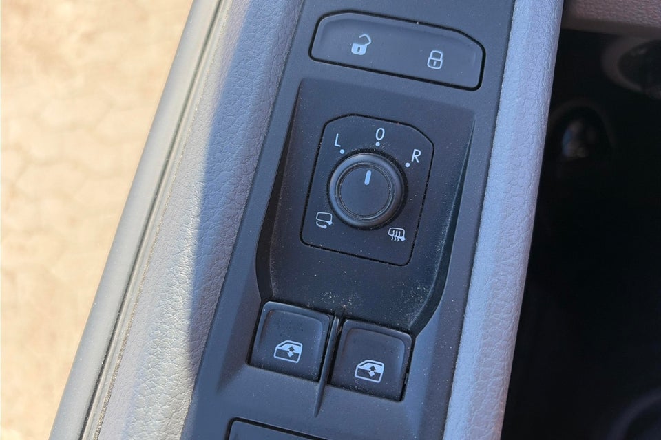 VW Transporter 2,0 TDi 150 Kassevogn DSG lang