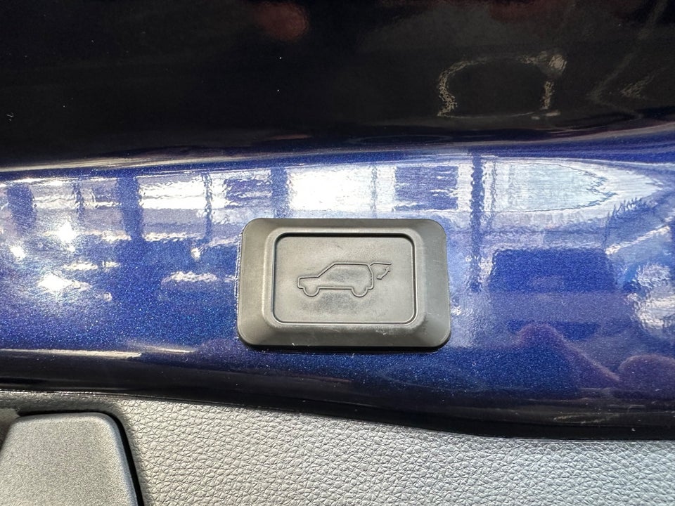 Toyota RAV4 2,5 Hybrid H3 Style MDS Van 5d