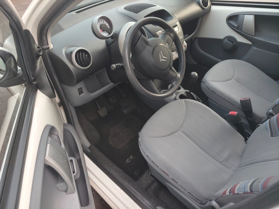 Citroën C1 1,0i SX 5d