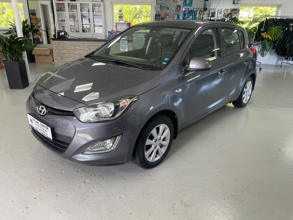 Hyundai i20 1,25 Classic XTR 5d