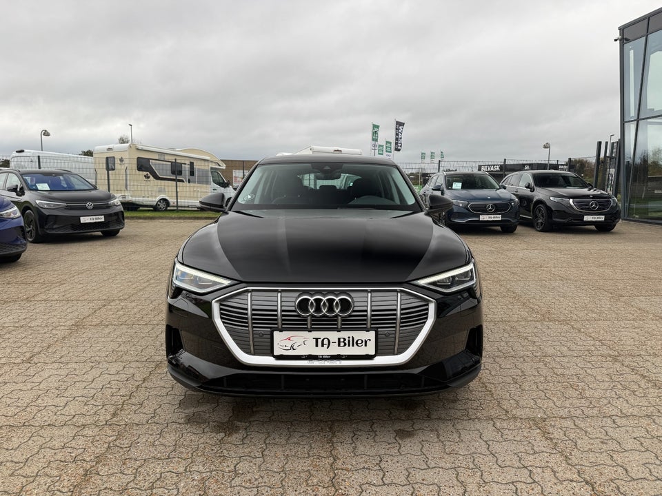 Audi e-tron 50 quattro 5d