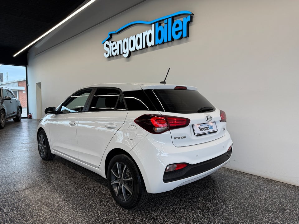 Hyundai i20 1,0 T-GDi Trend DCT 5d