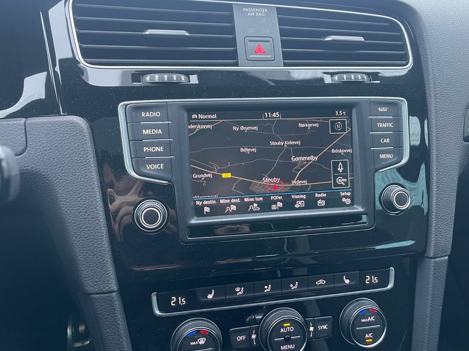 VW Golf VII 2,0 R Variant DSG 4Motion BMT 5d