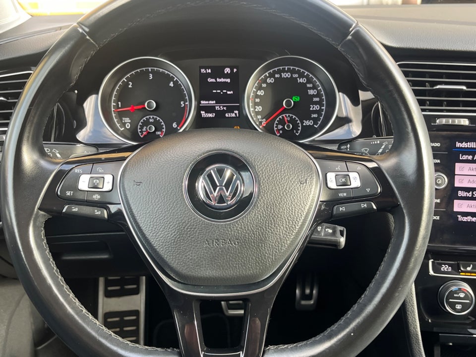 VW Golf VII 1,6 TDi 115 IQ.Drive DSG 5d