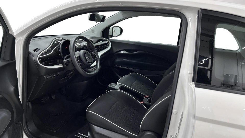 Fiat 500e 24 Action 3d