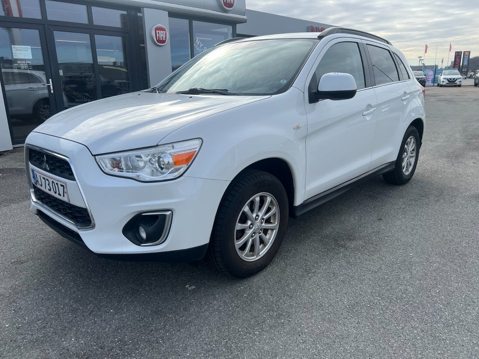 Mitsubishi ASX 1,6 Invite 5d