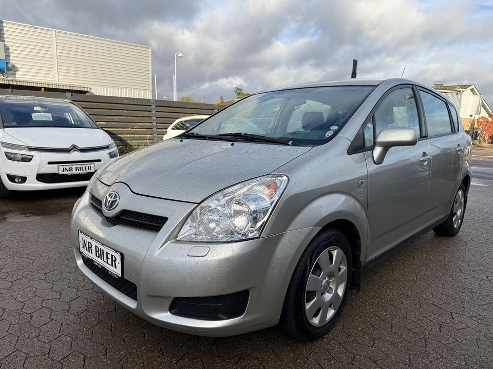 Toyota Corolla Verso 1,6 VVT-i Terra 5d