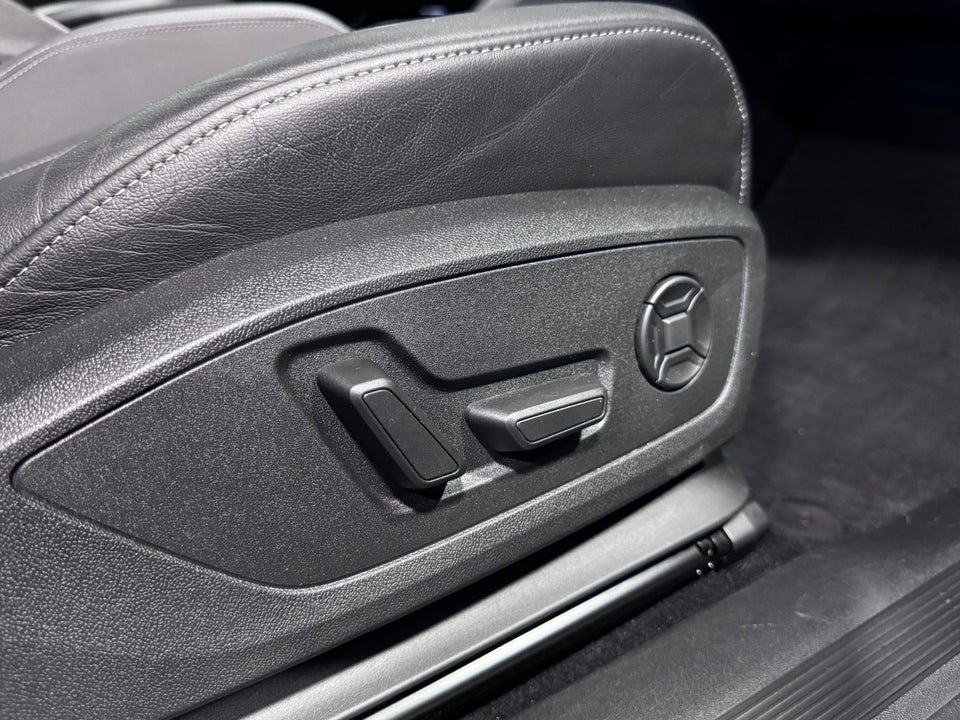 Audi Q4 e-tron 40 Advanced 5d