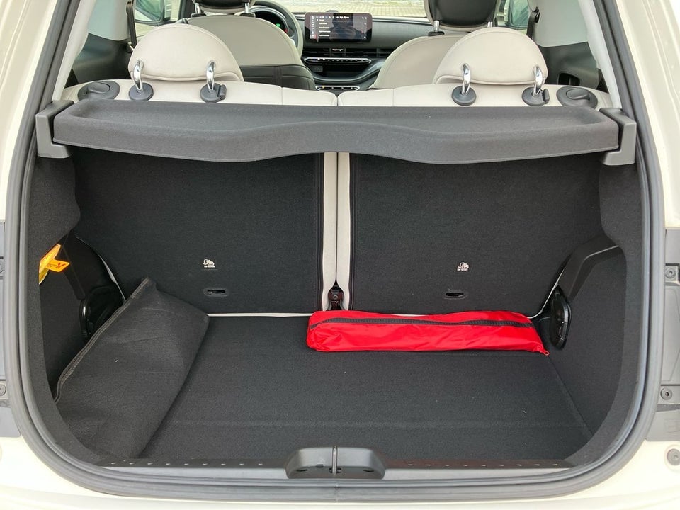 Fiat 500e 42 la Prima 3+1 4d