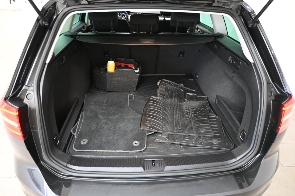 VW Passat 2,0 TDi 150 Comfortline Premium Variant DSG 5d