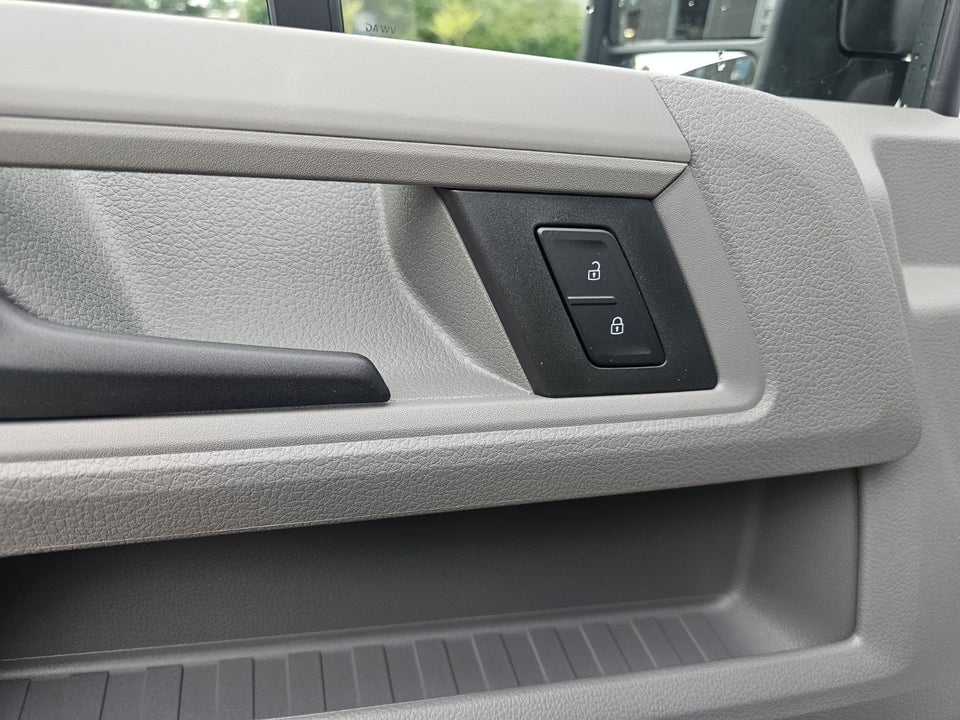 MAN TGE 2,0 3.180 Kassevogn L3H3 aut. FWD