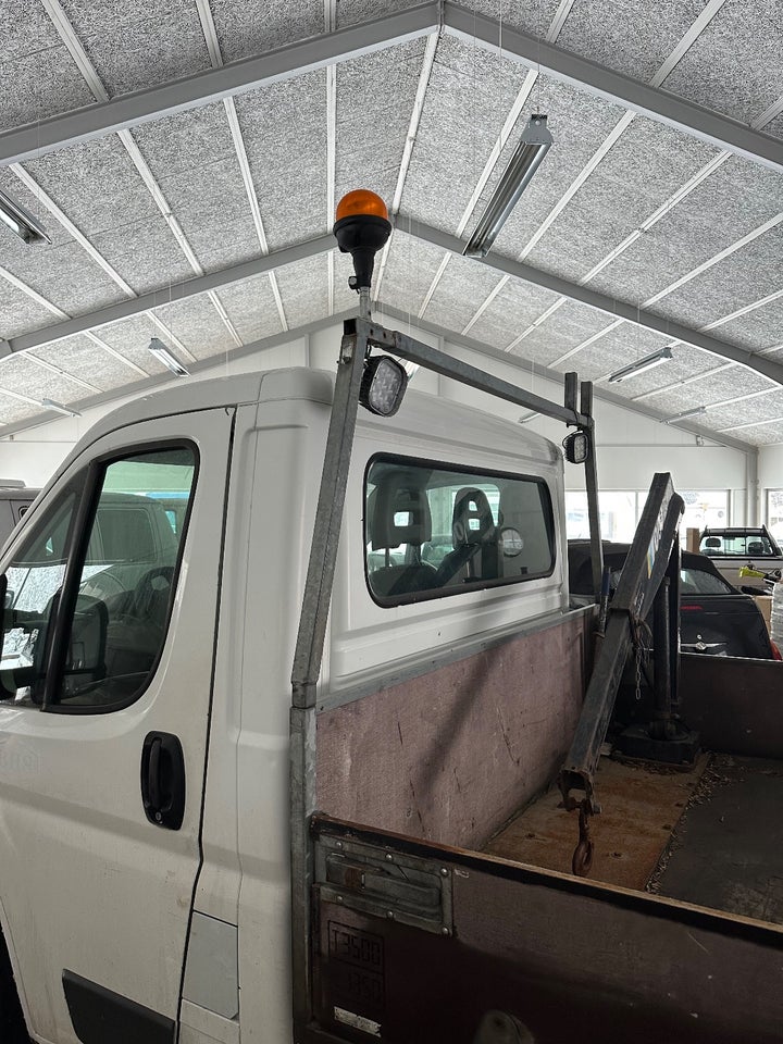 Citroën Jumper 35 2,2 HDi 130 Chassis L3 2d