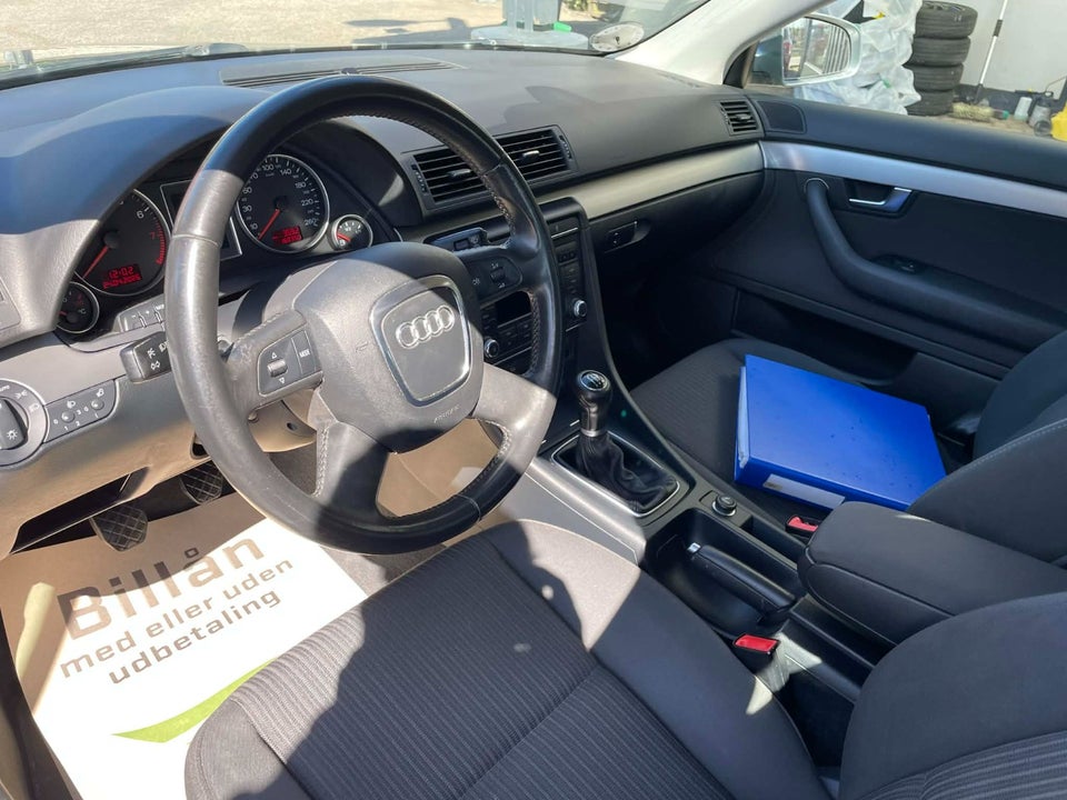 Audi A4 2,0 S-line Avant 5d