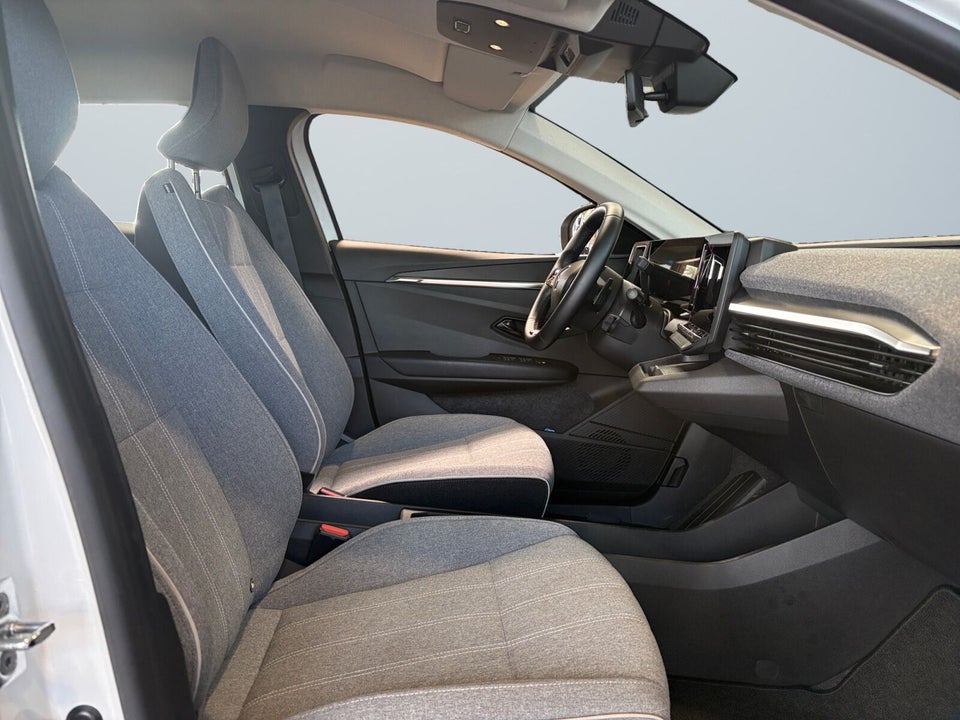 Renault Megane E-Tech 40 Equilibre 5d