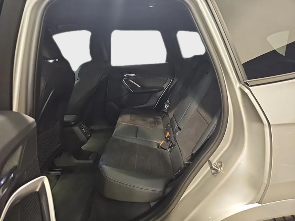 BMW iX1 eDrive20 M-Sport 5d