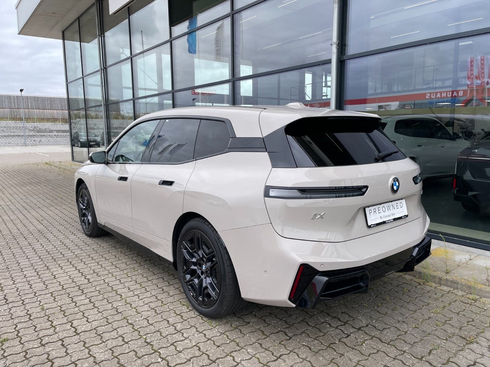BMW iX xDrive45 M-Sport 5d