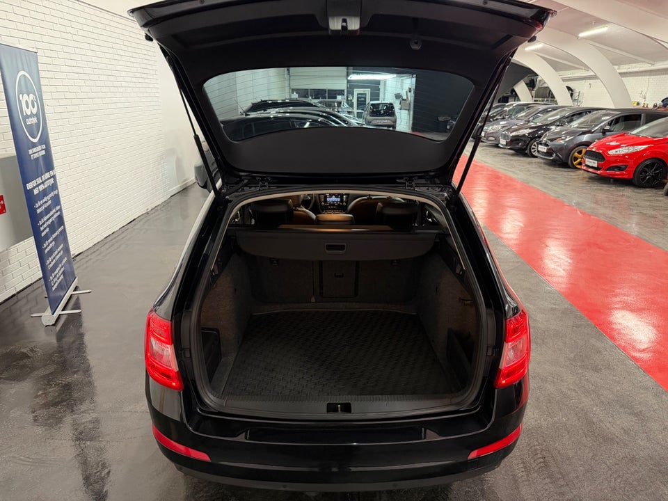 Skoda Octavia 2,0 TDi 150 Laurin & Klement Combi DSG 5d