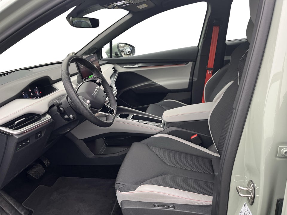Skoda Elroq 85 iV Lodge 5d