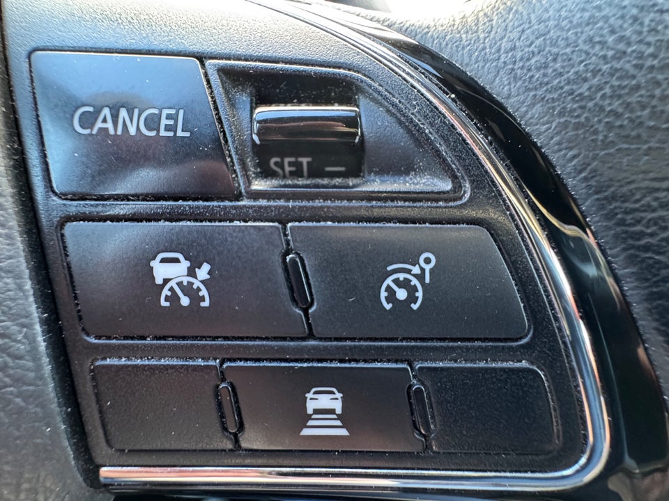 Mitsubishi Eclipse Cross 2,4 PHEV Sport Lux CVT 4WD 5d