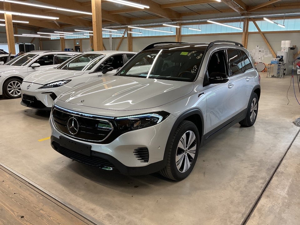 Mercedes EQB250 Progressive 5d