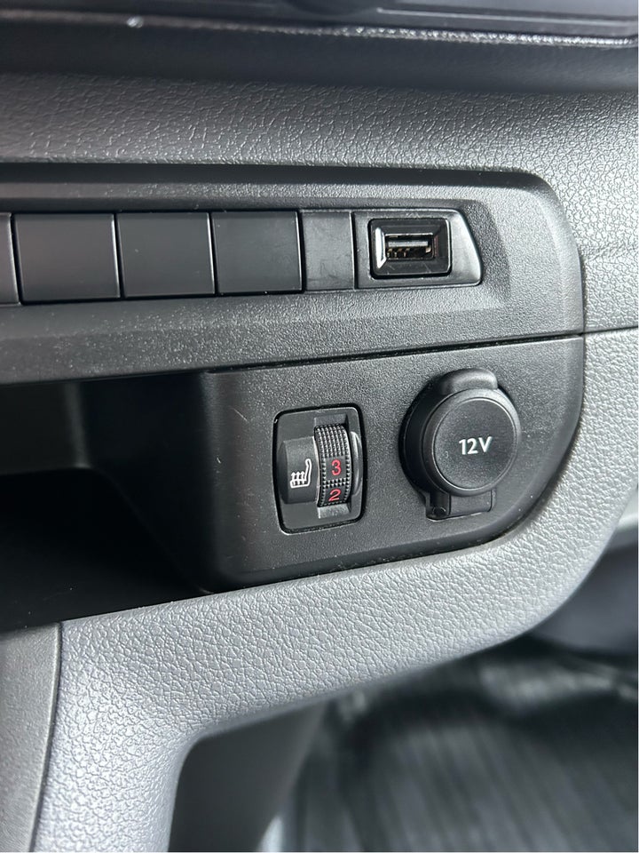 Toyota ProAce 2,0 D 122 Medium Comfort Master aut. 6d