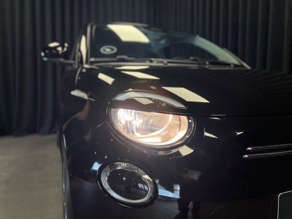 Fiat 500e 42 Icon 3d