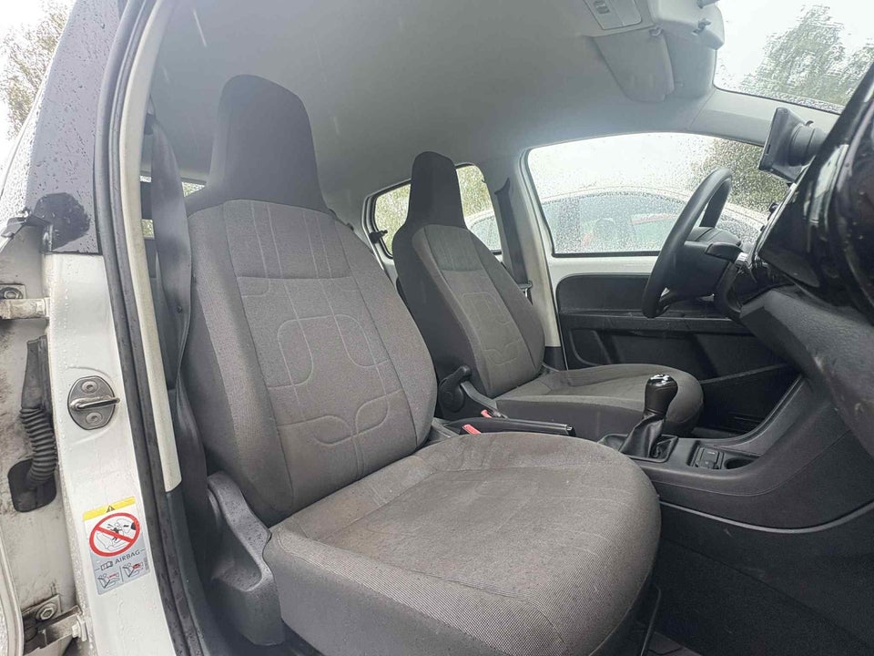 VW Up! 1,0 60 Black Up! 5d