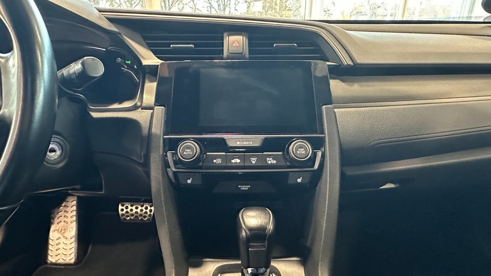 Honda Civic 1,0 VTEC Turbo Elegance CVT 5d