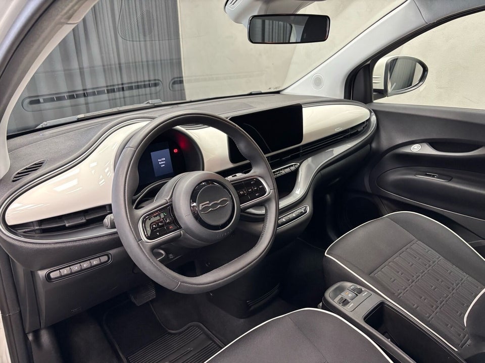 Fiat 500e 24 Icon 3d
