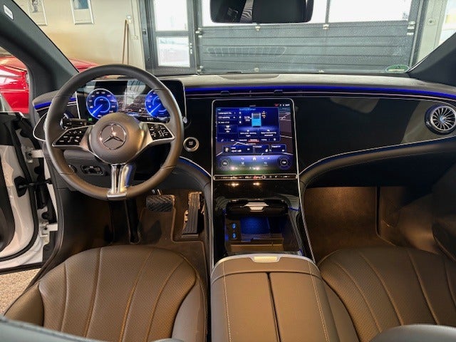 Mercedes EQE350 AMG Line 4Matic 4d